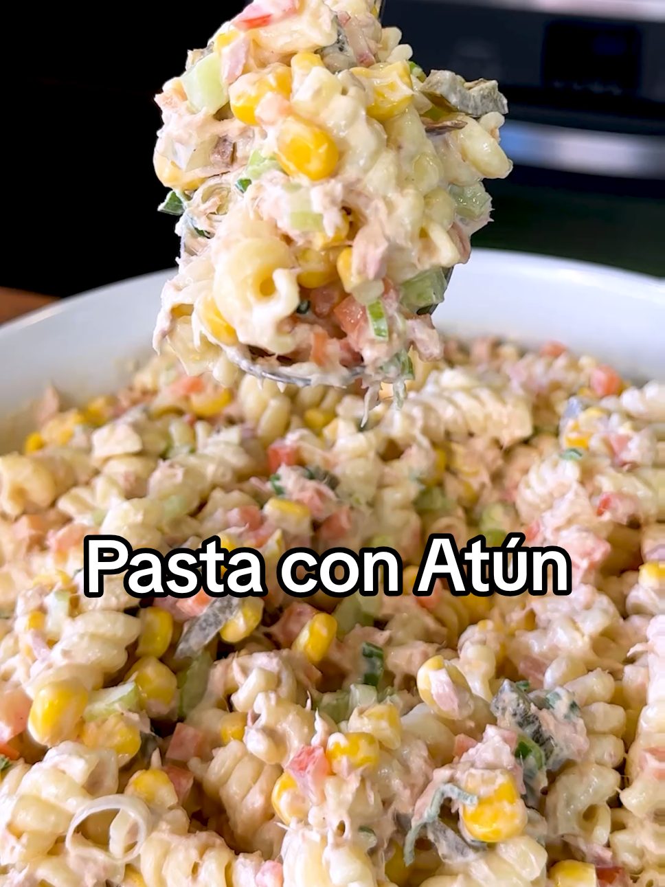 Pasta Fría con Atún (Cold Tuna Pasta Salad)