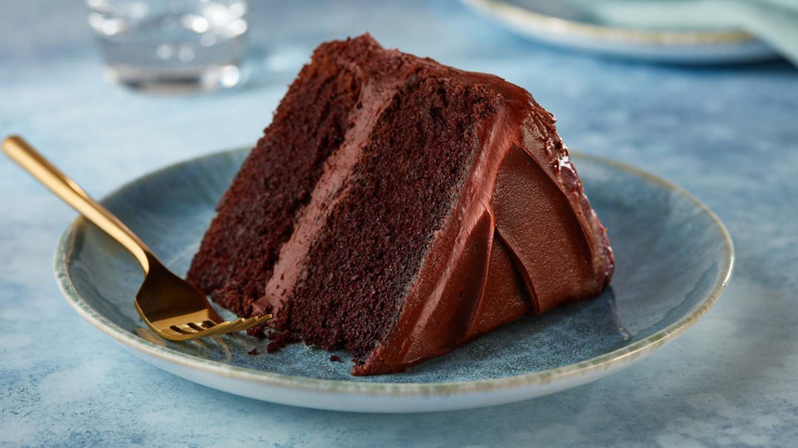 HERSHEY'S "Perfectly Chocolate" Chocolate Cake