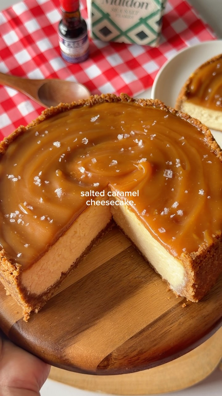 Salted Caramel Cheesecake