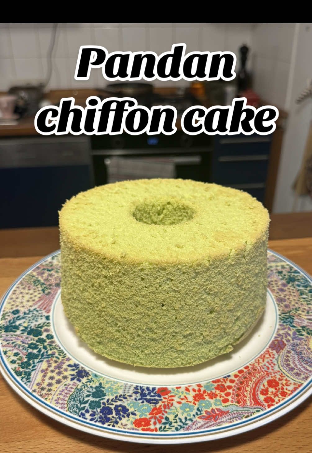 Pandan Chiffon Cake