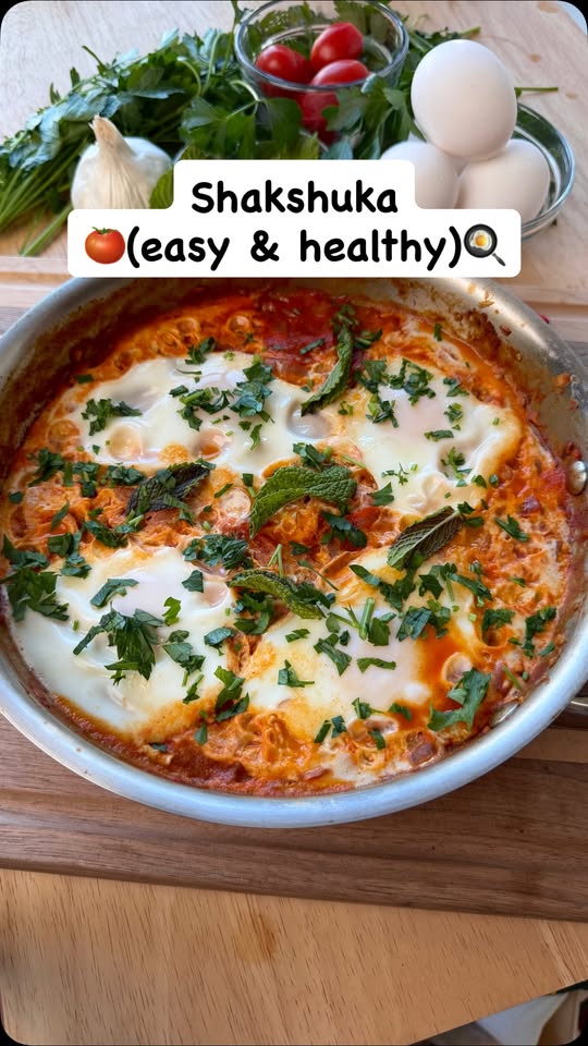 Healthy Shakshuka Eggs