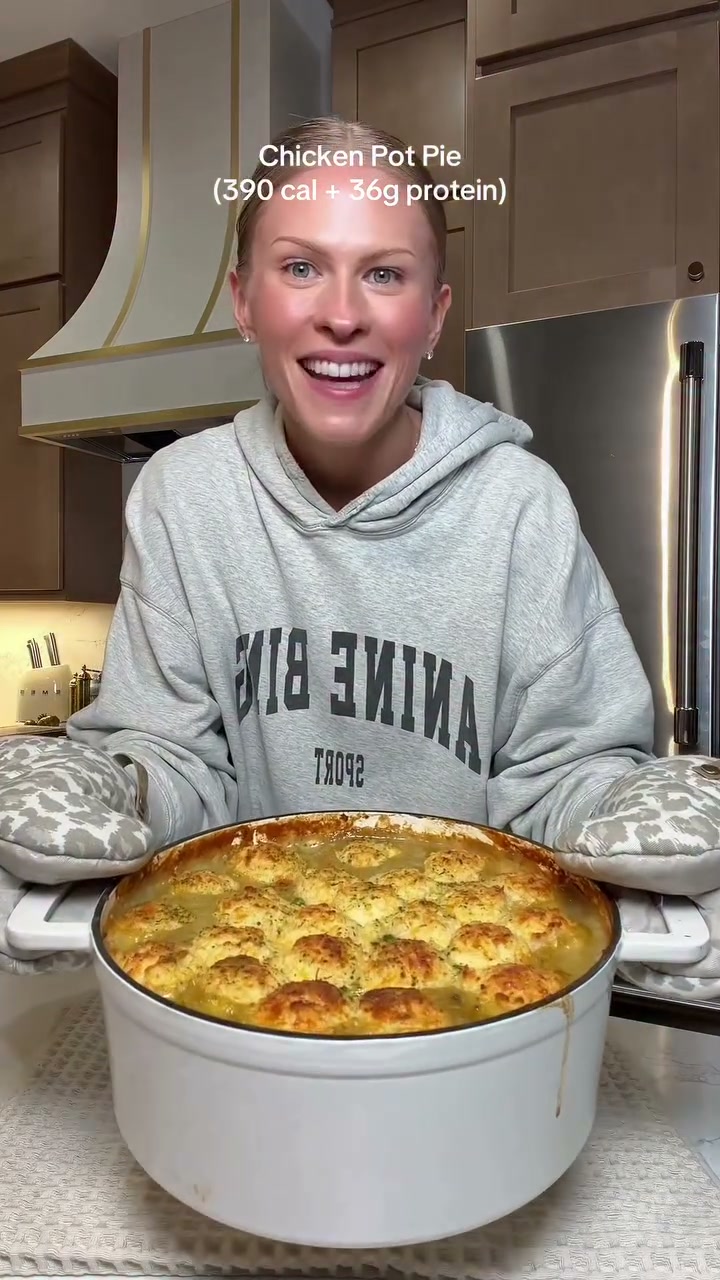 Cheddar Bay Biscuit Chicken Pot Pie