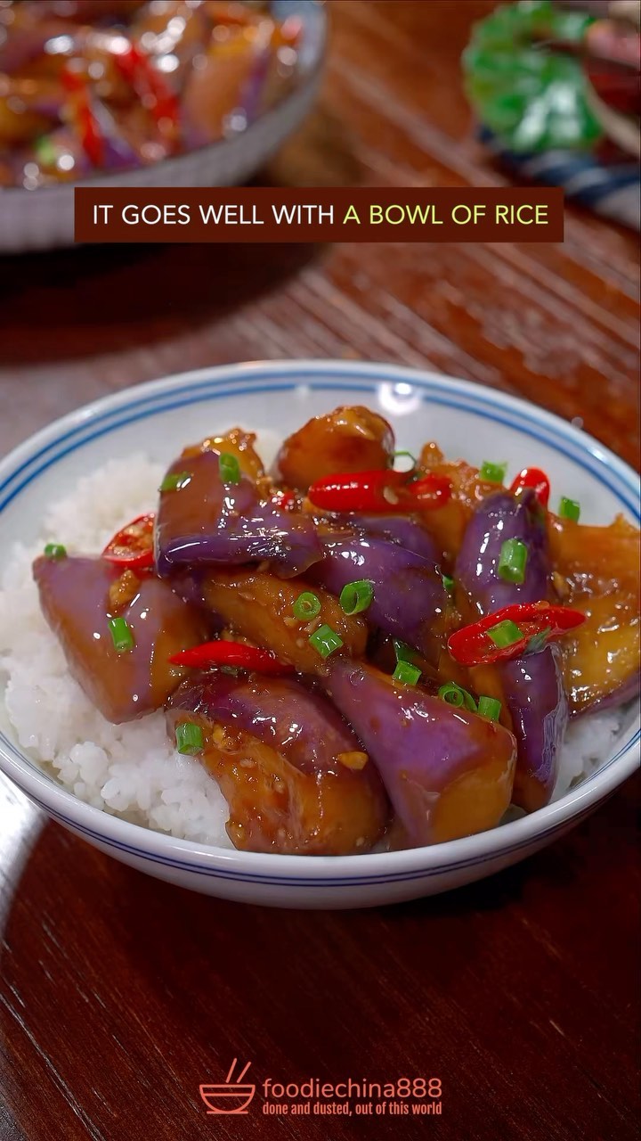 Easy & Quick Stir-Fried Eggplant