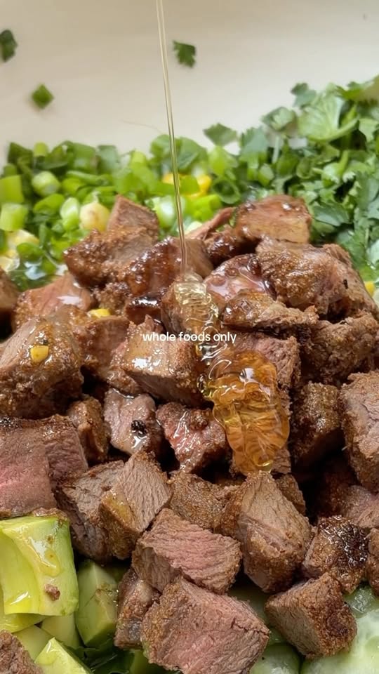 Jalapeño Honey Lime Steak Salad