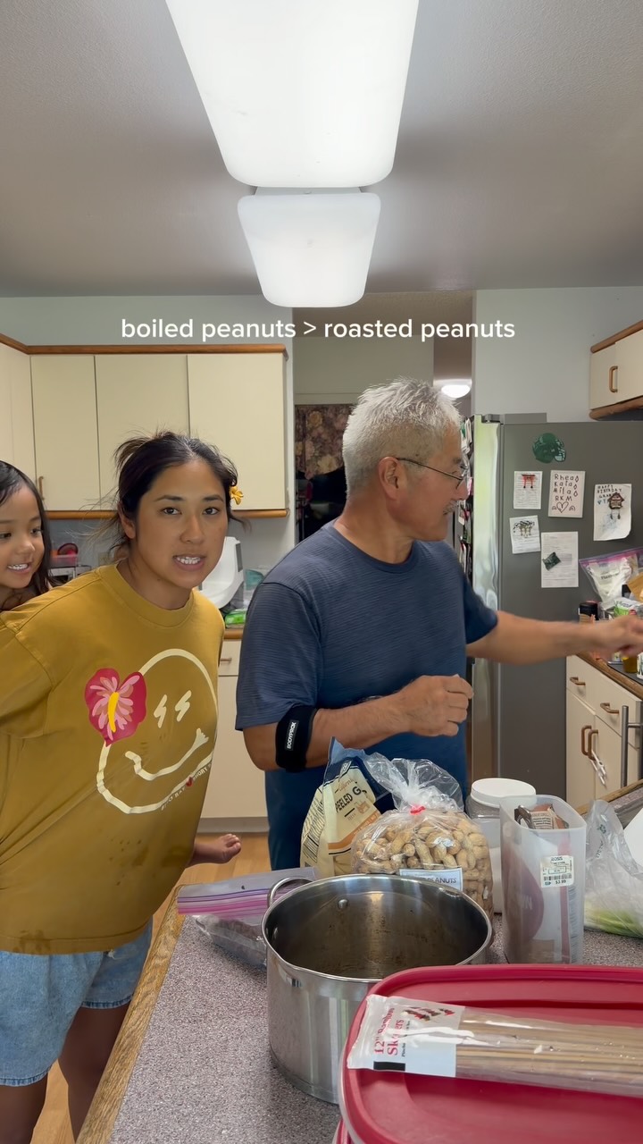 Guy’s Kitchen Boiled Peanuts