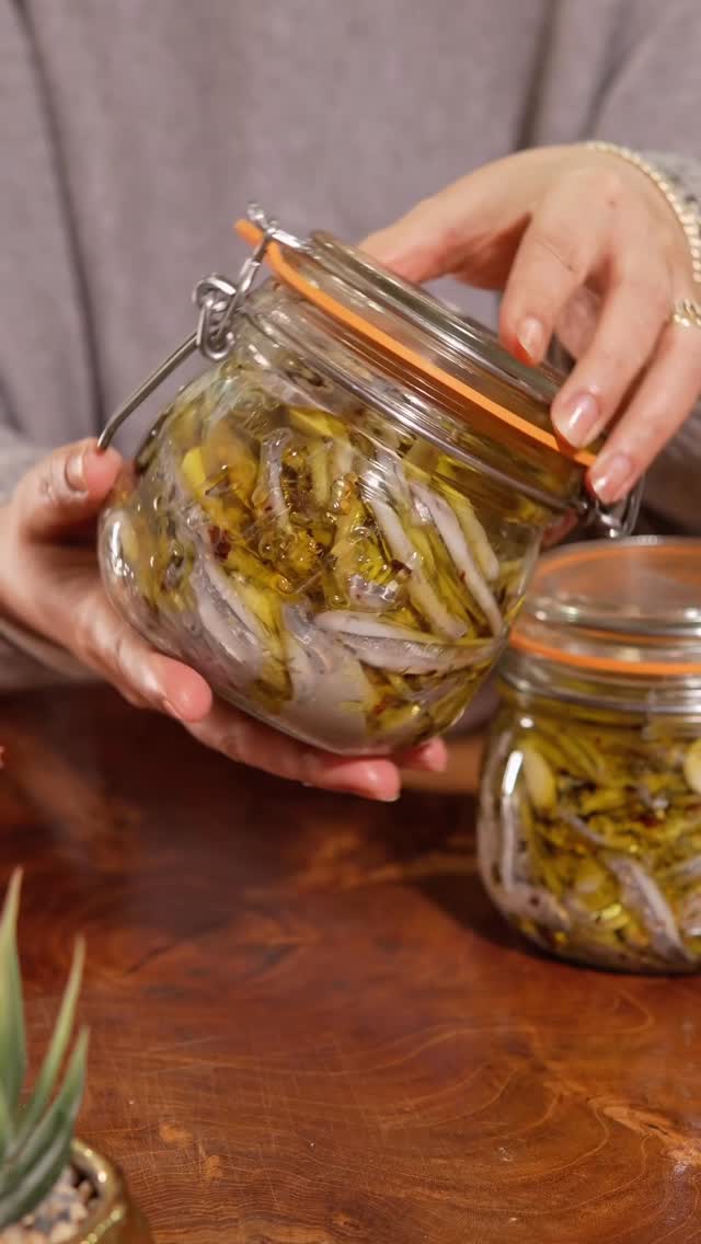 Vinegar and Olive Oil Marinated Anchovies