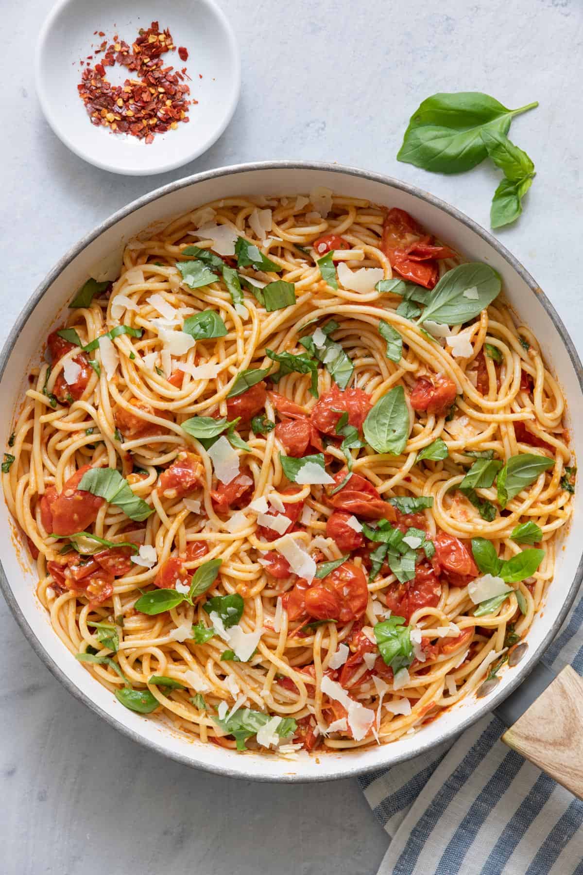 Pasta with Cherry Tomatoes