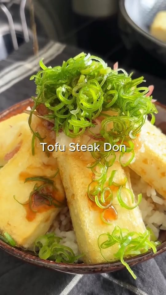 Crispy Tofu Steak Rice Bowls