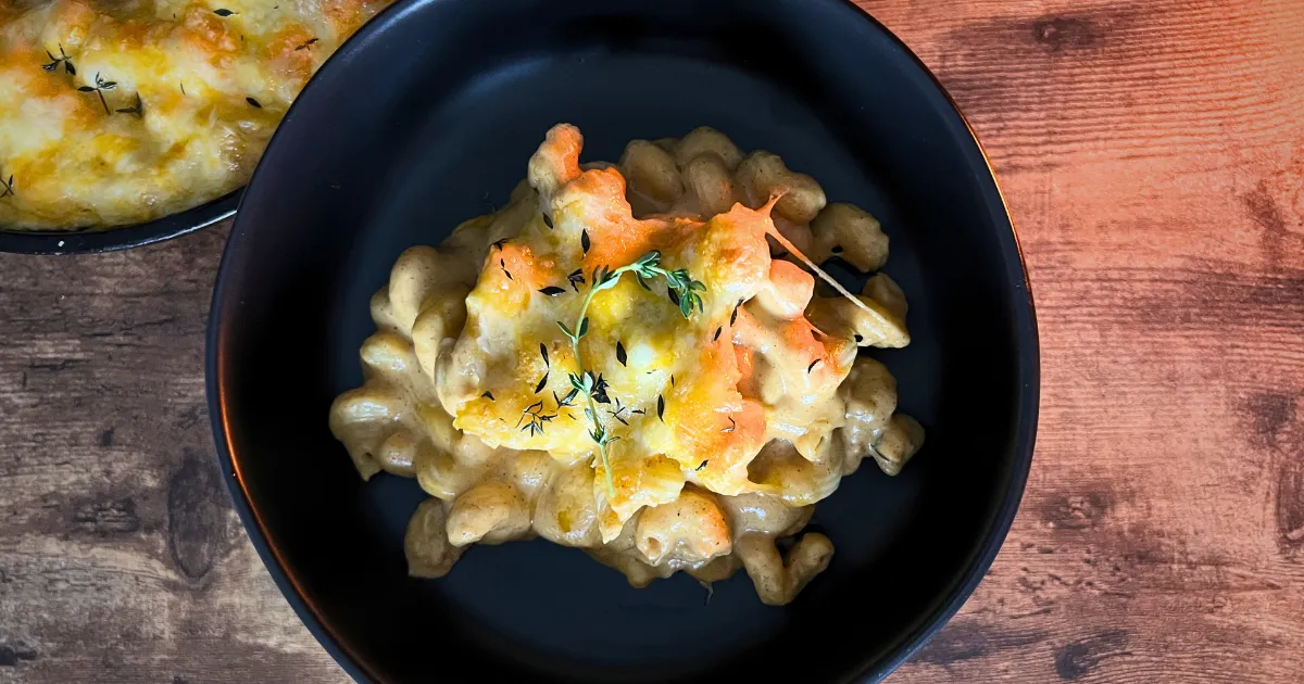 Hearty Baked Harvest Cheeses with Noodles