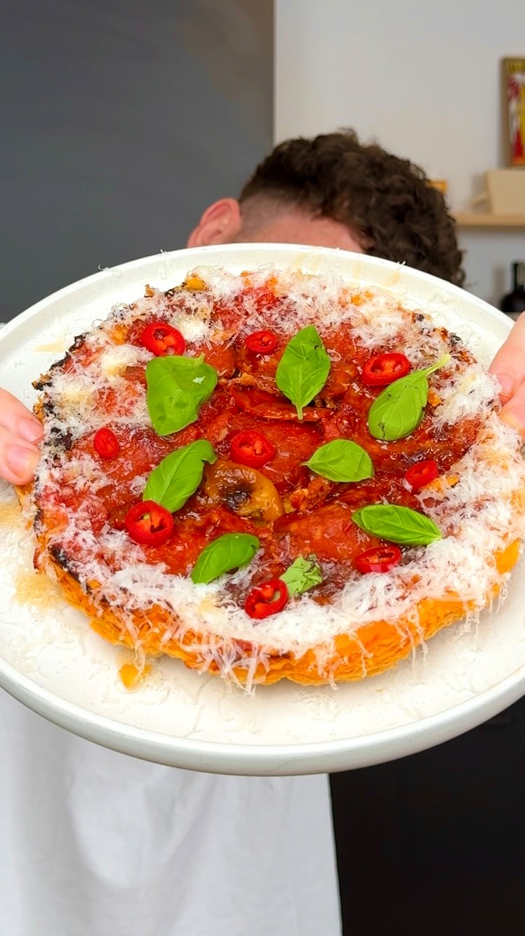 One Pan Diavola Pizza Tatin