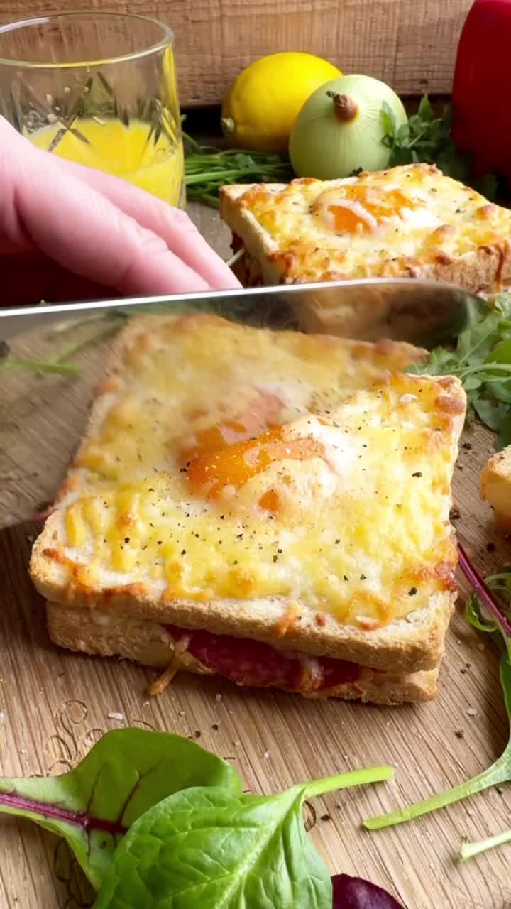 Baked Toast with Egg Yolk and Salami
