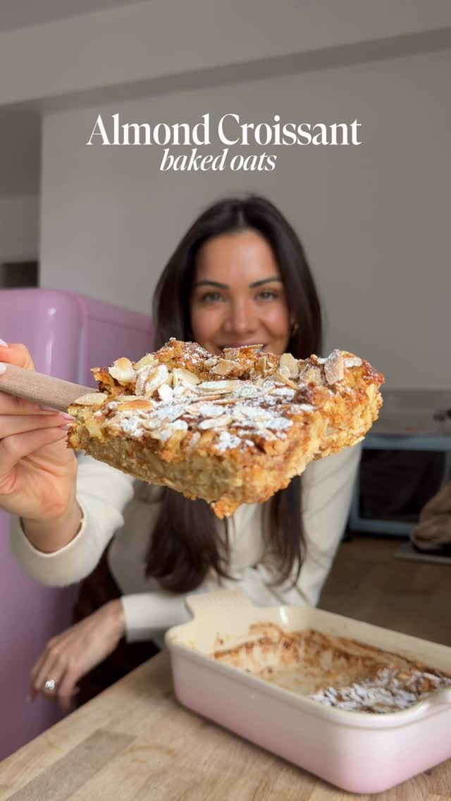 Almond Croissant Baked Oats