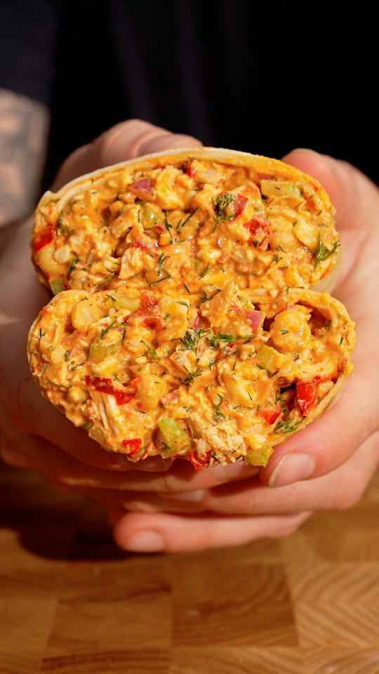 Buffalo Chicken & Chickpea Salad