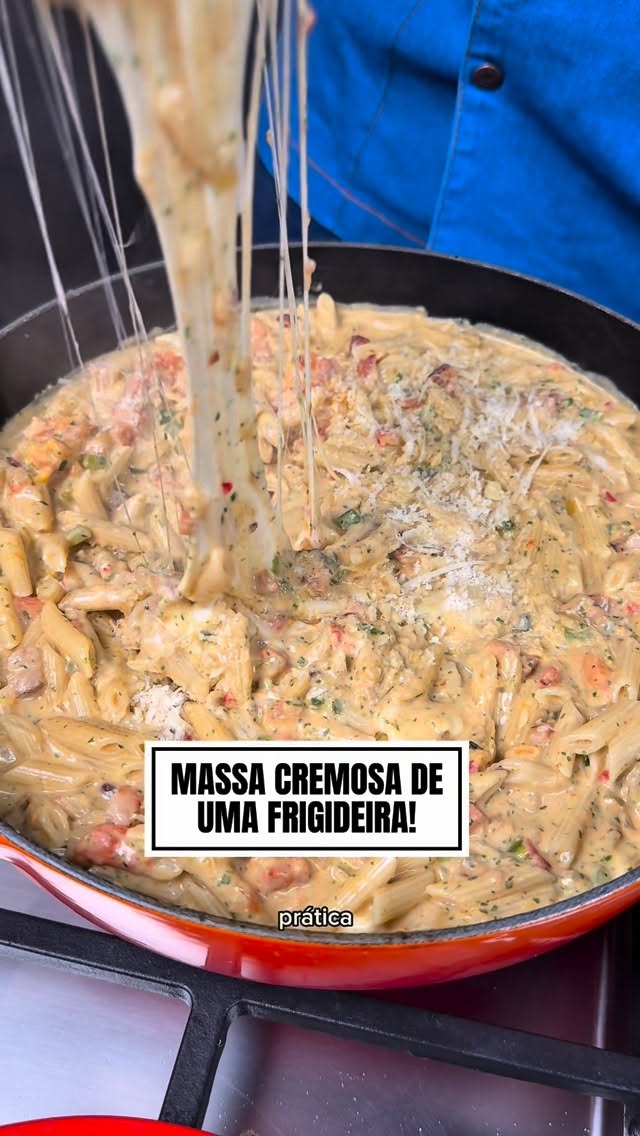 Creamy One-Pan Pasta with Bacon, Tomatoes, and Cheese