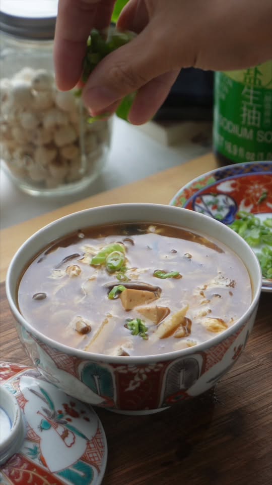 Rice Cooker Hot and Sour Soup