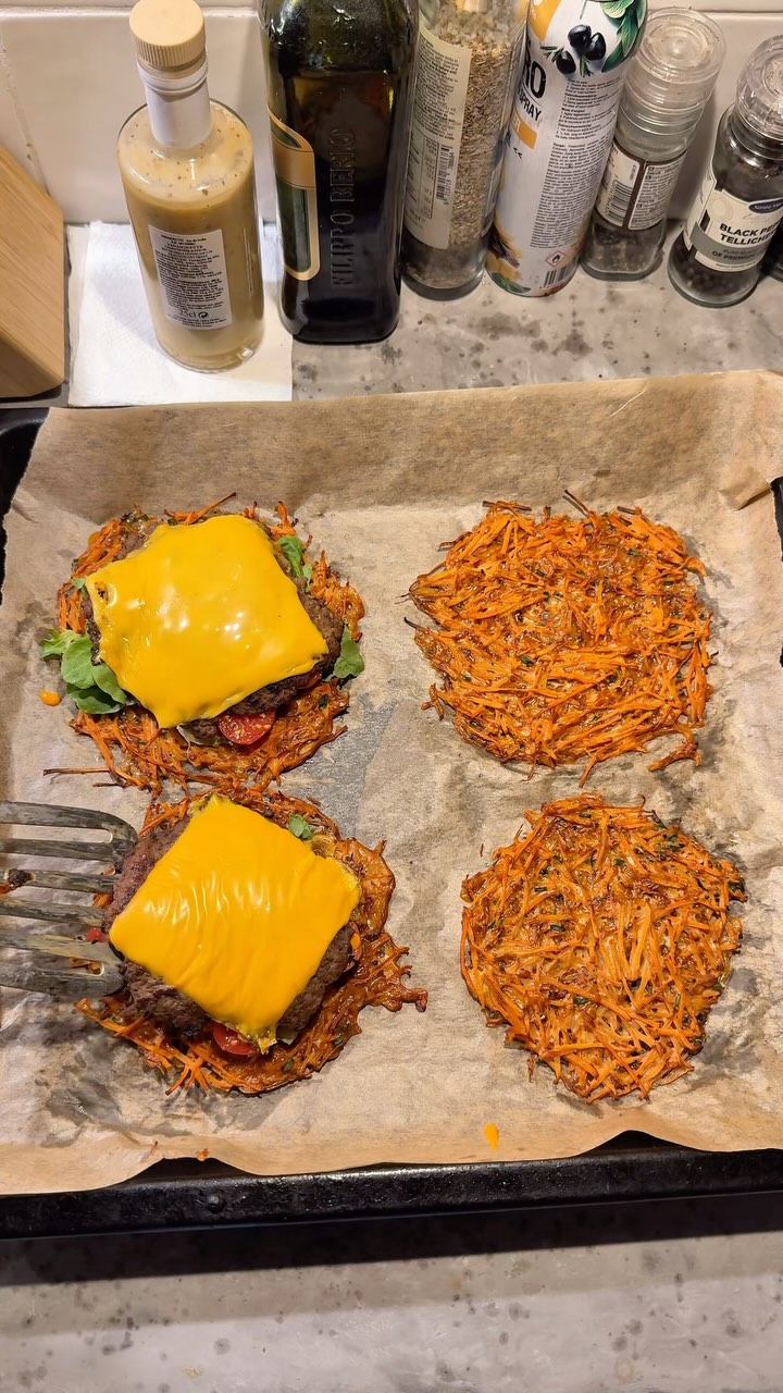 Easy Low-Calorie Carrot Burgers