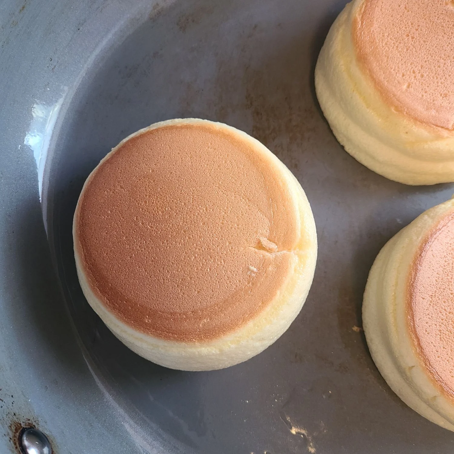 The Best Japanese Soufflé Pancakes