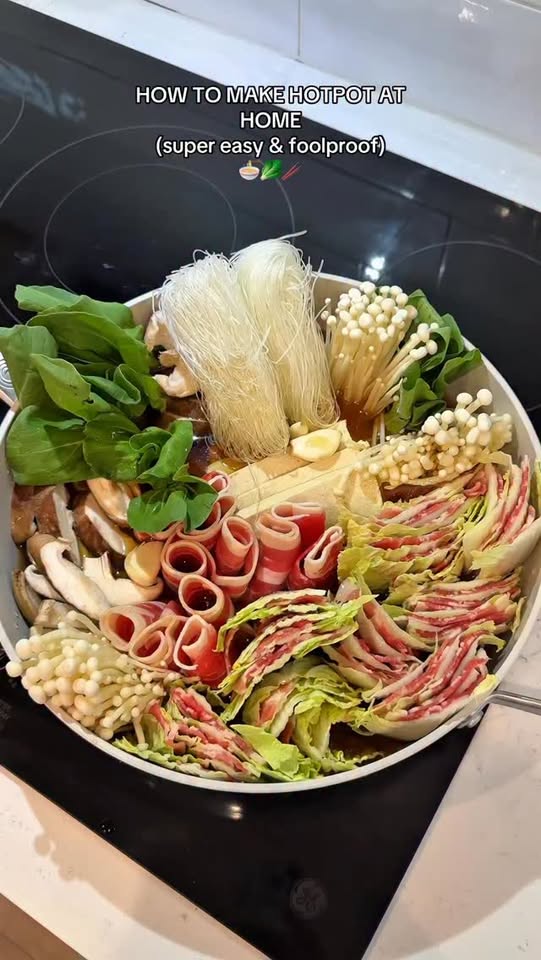 Easy Homemade Beef and Cabbage Hotpot