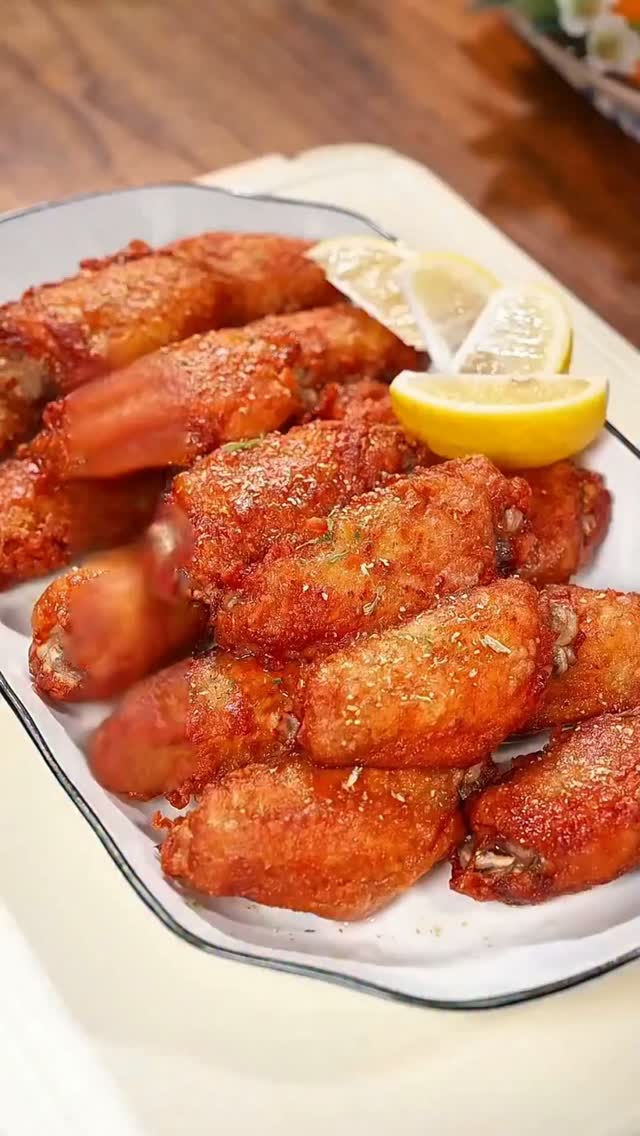 Crispy Pan-Fried Chicken Wings