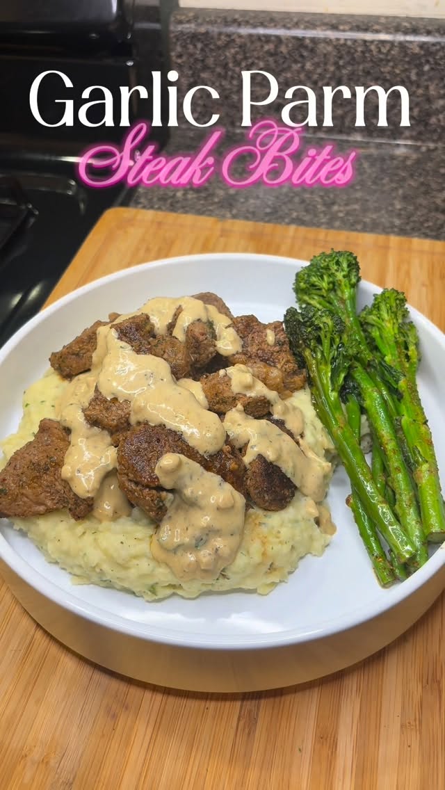 Creamy Garlic Butter Ribeye Steak Bites