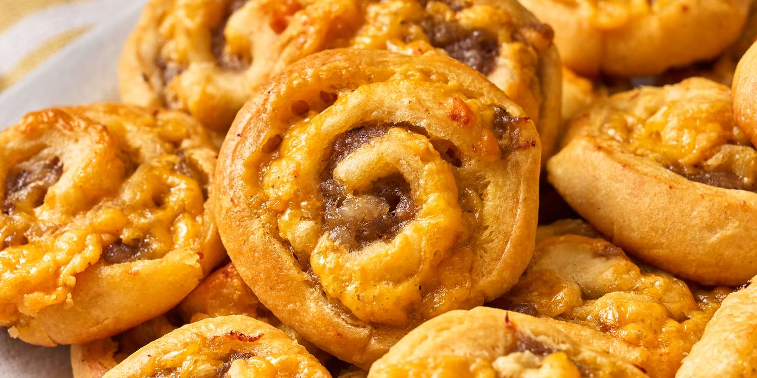 4-Ingredient Cheesy Sausage Pinwheels