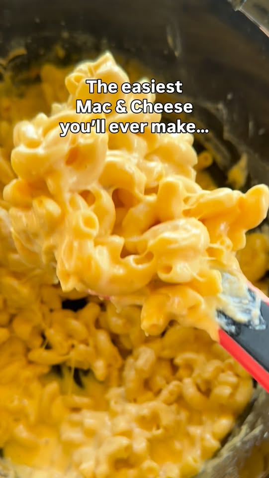 Slow Cooker Mac and Cheese