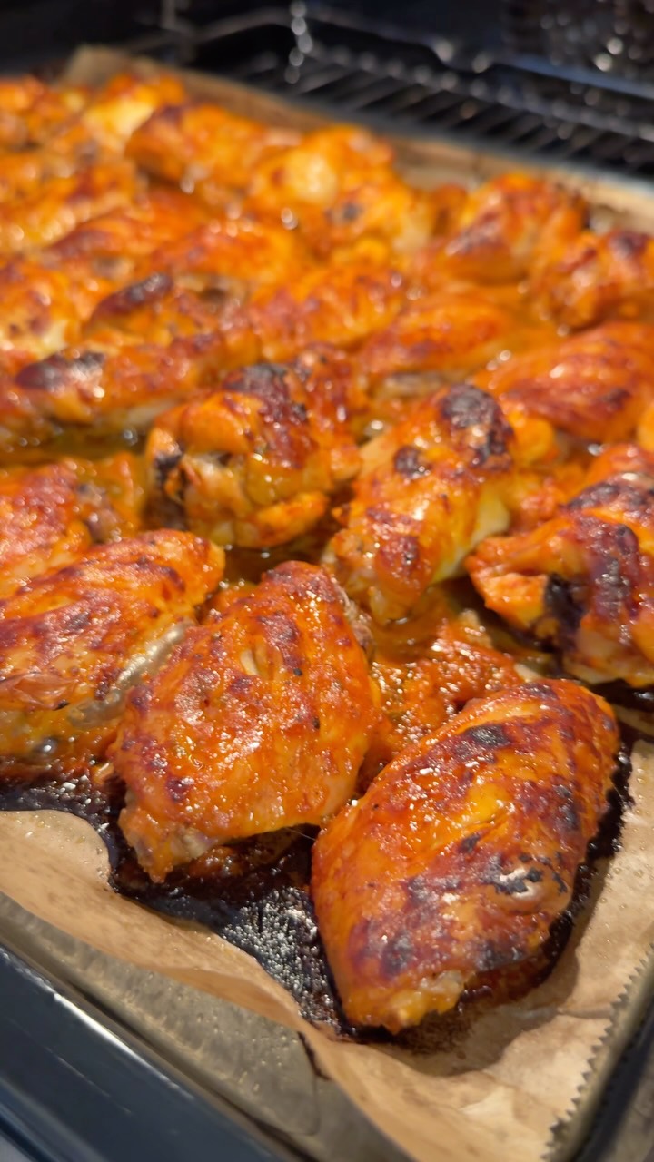 Oven-Baked Barbecue Style Marinated Chicken Wings