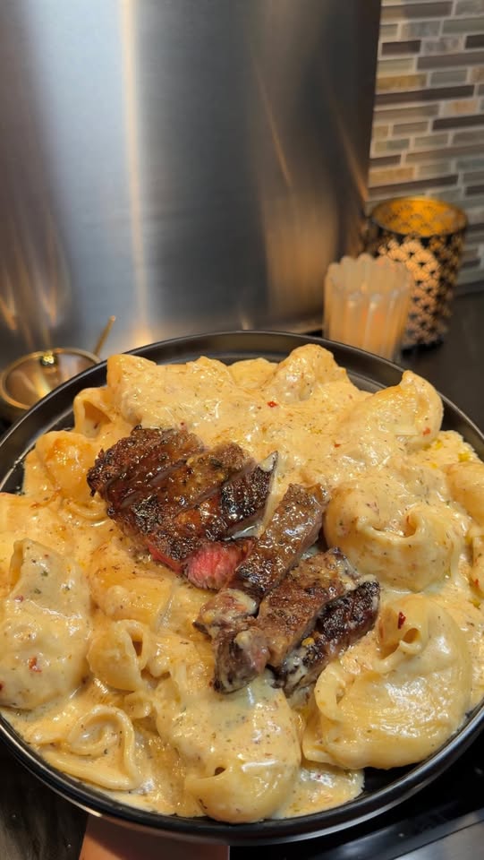 Creamy Pasta with Garlic Butter Ribeye