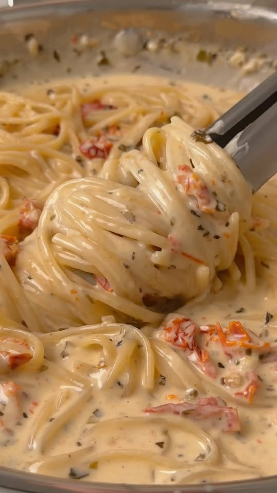 Creamy Sun-Dried Tomato Linguine