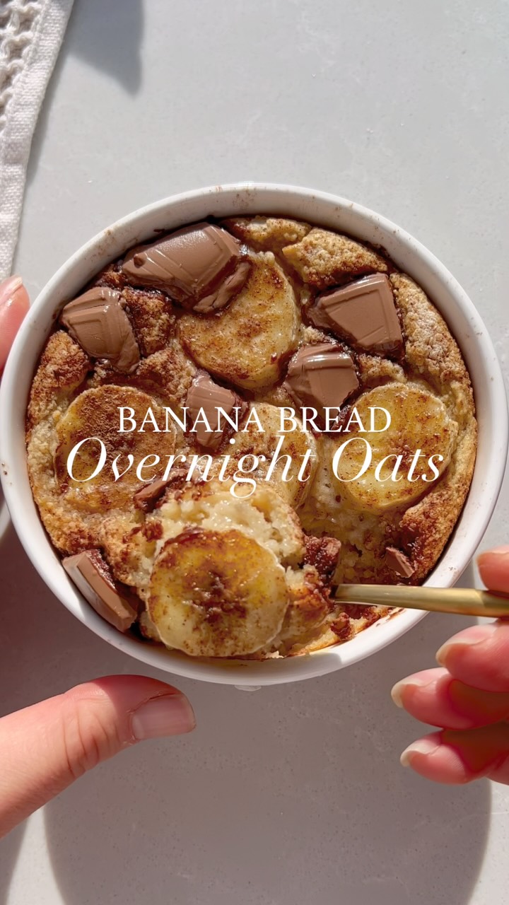 Banana Bread Baked Oats