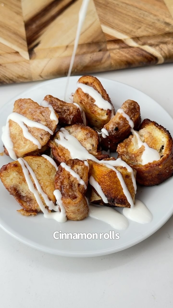 Low-Carb Cinnamon Roll Pinwheels