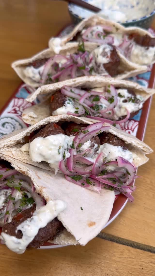 Kafta Shawarma with Garlic Sauce