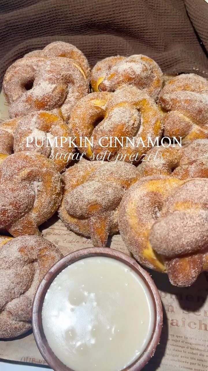 Pumpkin Cinnamon Sugar Soft Pretzels