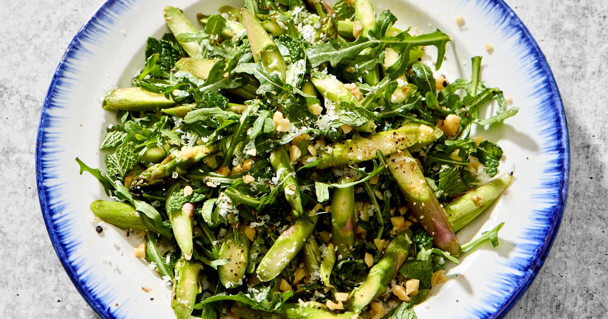 Asparagus Salad with Walnuts and Manchego