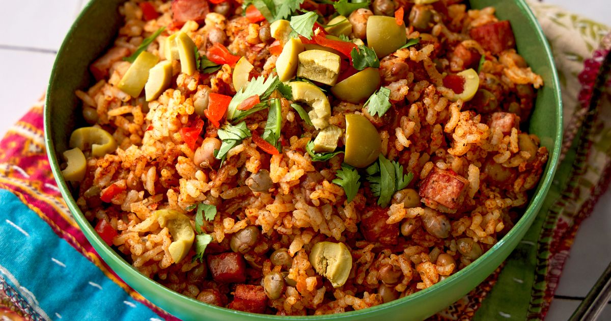 Puerto Rican–Style Rice with Pigeon Peas and Ham