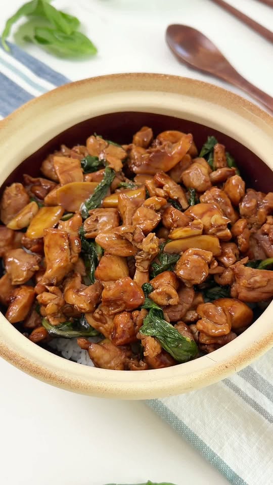 Taiwanese Three Cup Chicken (San Bei Ji)