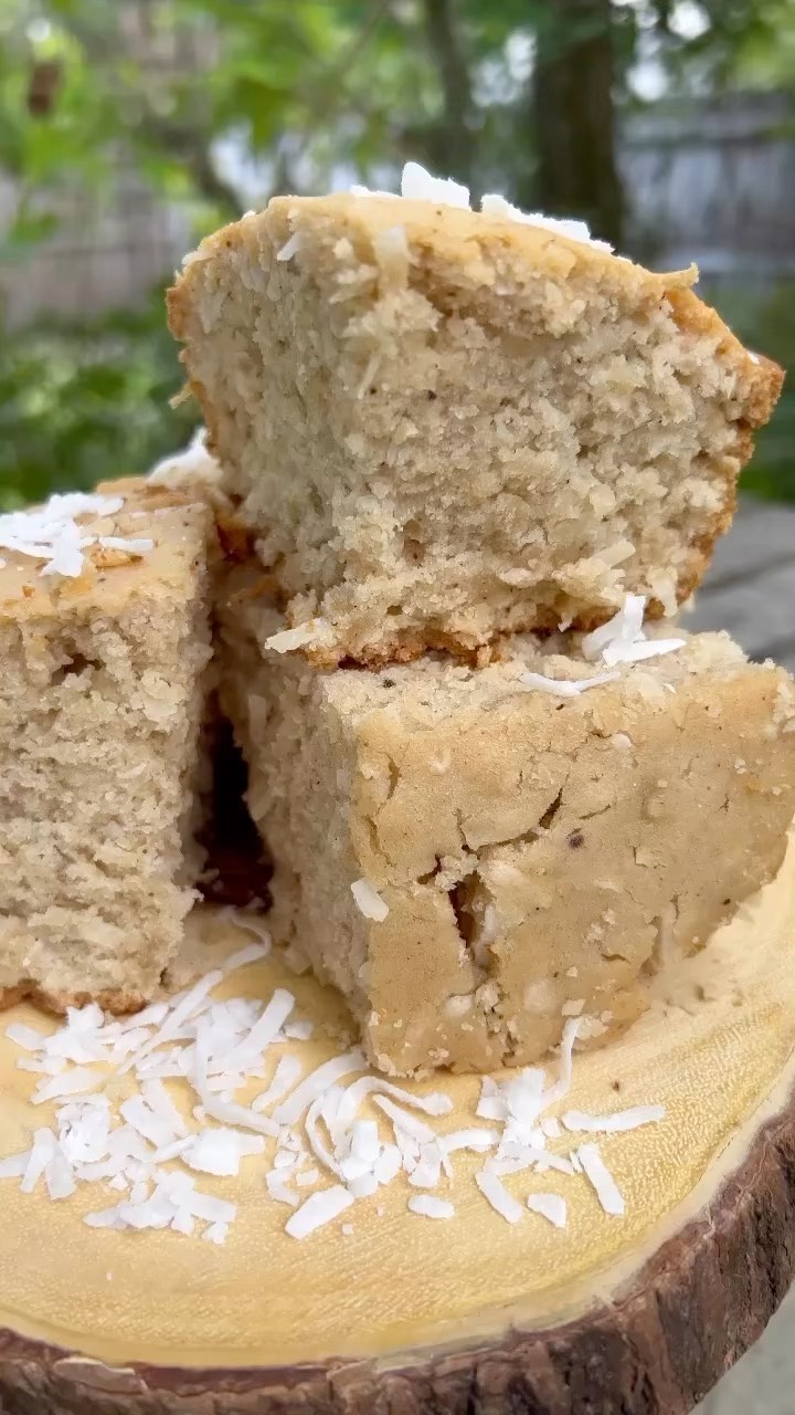 Jamaican Toto (Coconut Cake)