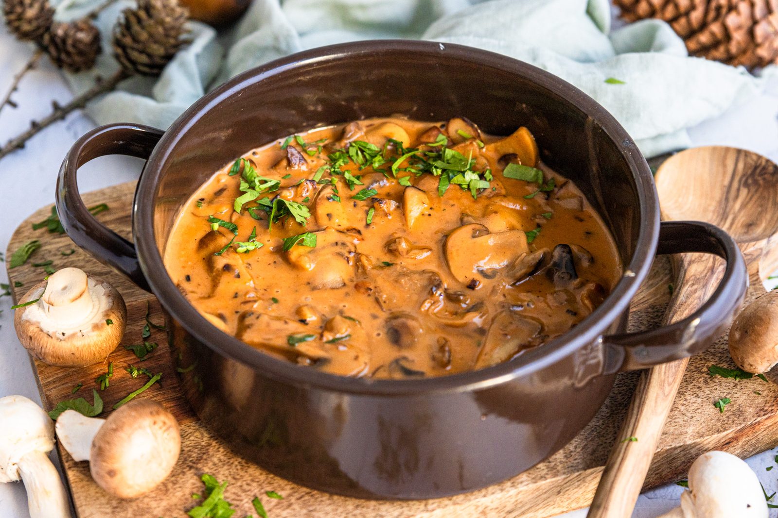 Original Recipe for Hearty Hunter's Sauce: Rich Mushroom Cream Sauce Just Like the Old Days