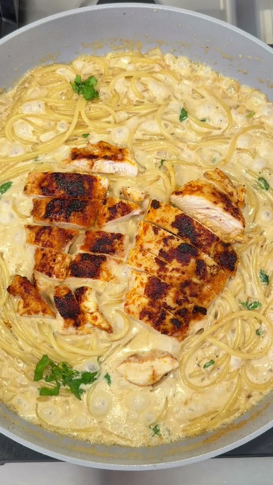 Garlic Parmesan Chicken Pasta