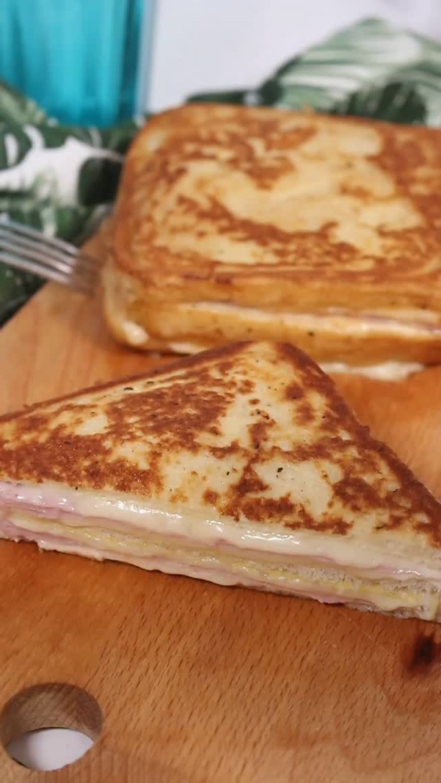 Monte Cristo Sandwich