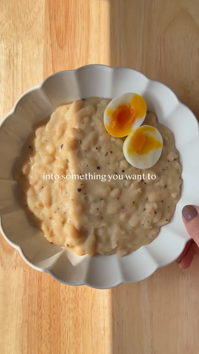 Cacio e Pepe White Beans with Buttered Bread and a Jammy Egg