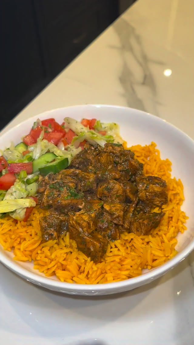 Halal Cart Chicken and Rice with Salad and Tzatziki