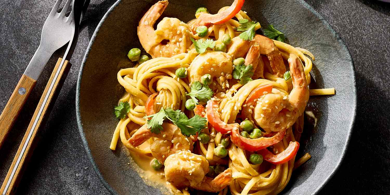 Shrimp Stir-Fry Noodles with Peanut Sauce