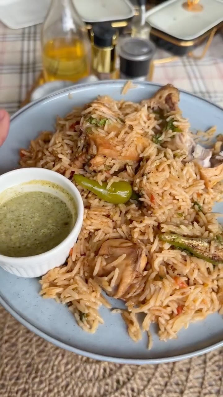 Quick Chicken Yakhni Pulao