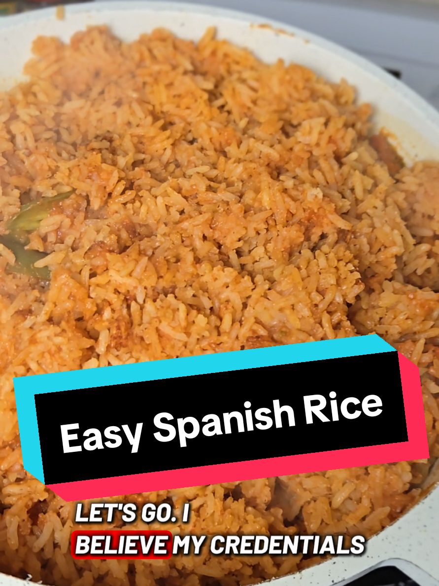 Easy Spanish Rice (Arroz Rojo)