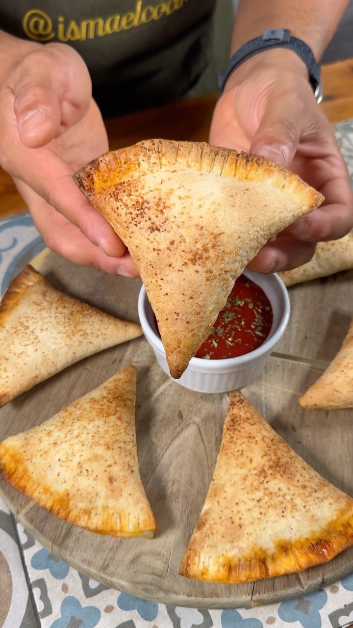 Mini Pepperoni Pizzas