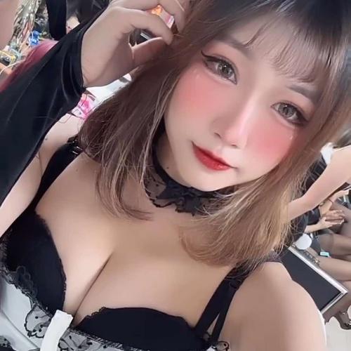 你的性感女孩's profile picture