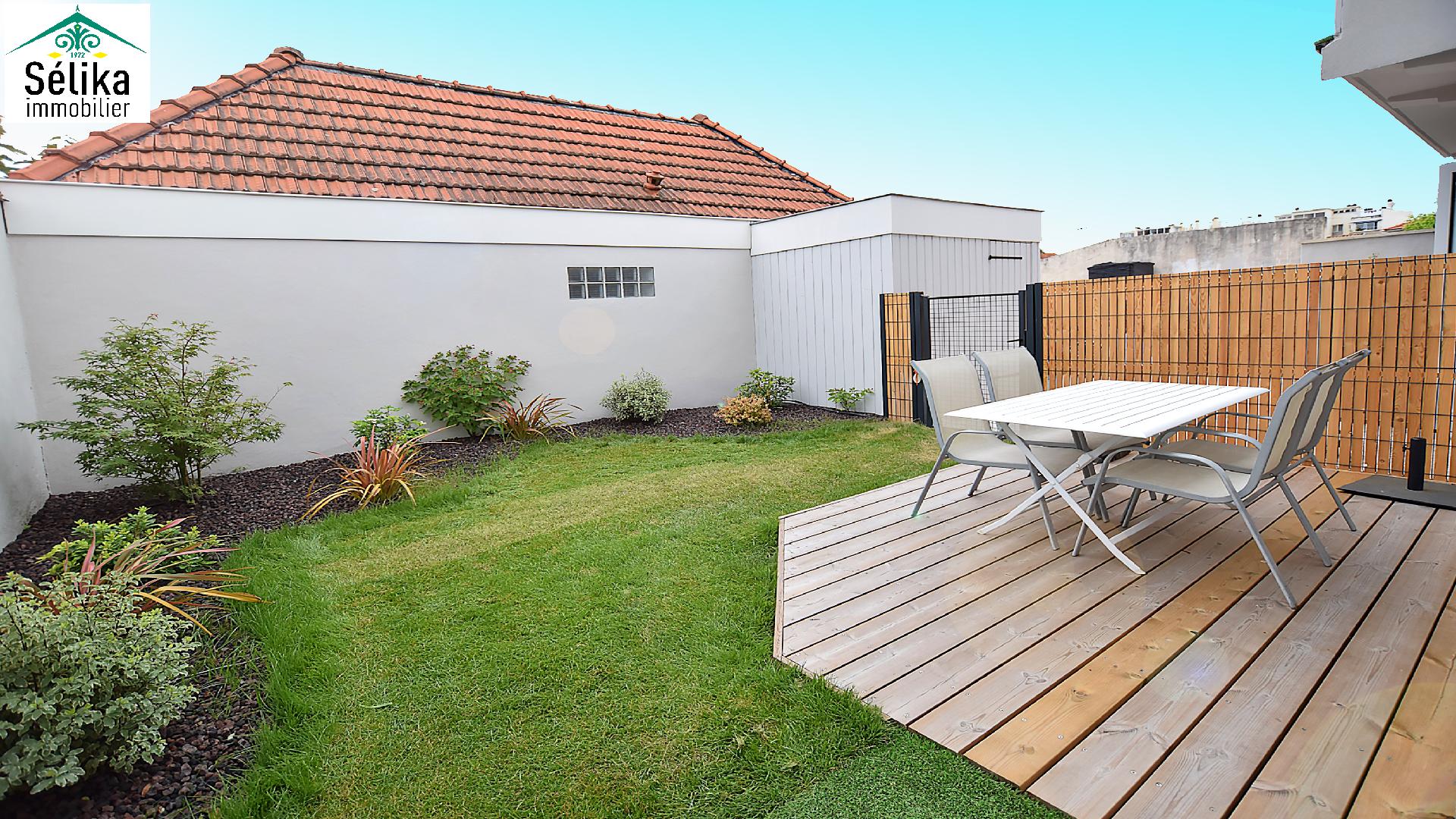 Appartement avec terrasse et jardin comme neuf ! VENDU