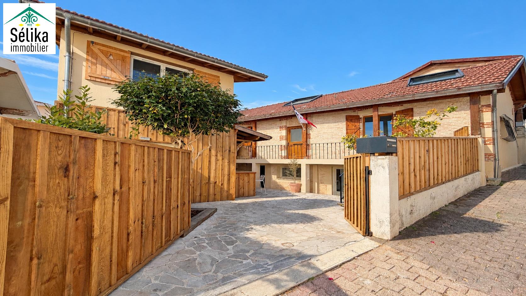 Deux maisons de charme à 150 m de la plage !