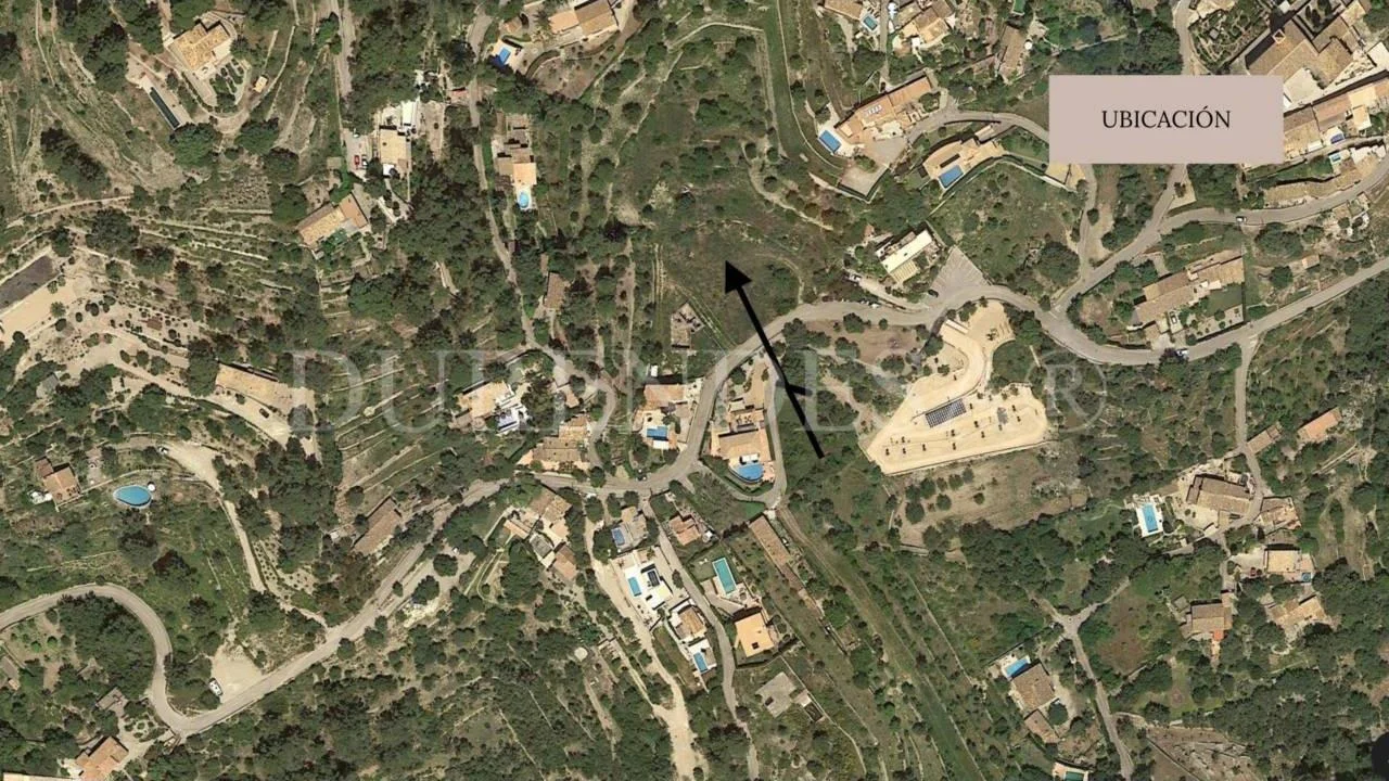 Solar en Puigpunyent / Galilea